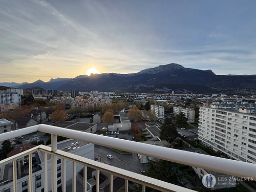 Image d'un appartement meublé 4 pièces 81 m² à 780€ à "échirolles" (38130)