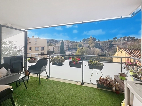 Image d'un appartement 3 pièces 60 m² à 239000€ à aubagne (13400)