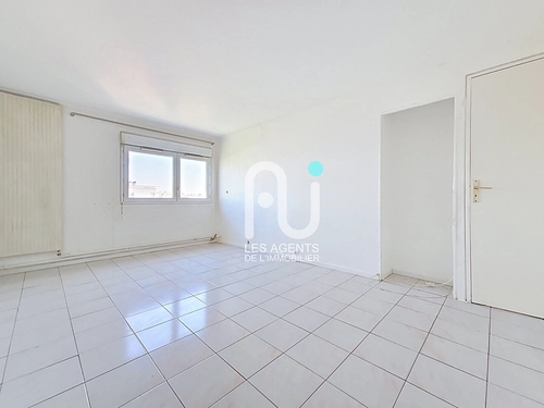 Image d'un appartement 3 pièces 68 m² à 160000€ à villeneuve-la-garenne (92390)