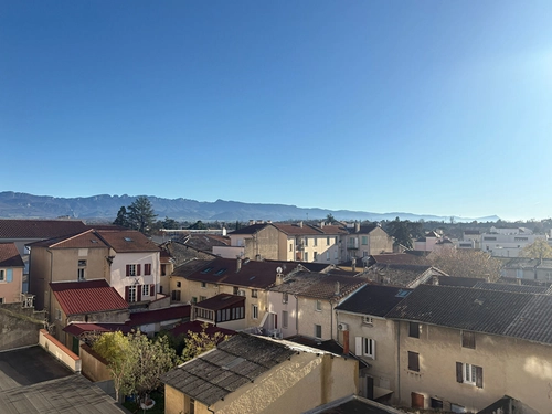 Image d'un appartement 4 pièces 89 m² à 165000€ à bourg-de-péage (26300)