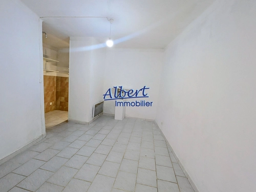 Image d'un appartement 1 pièce 21 m² à 430€ à ollioules (83190)