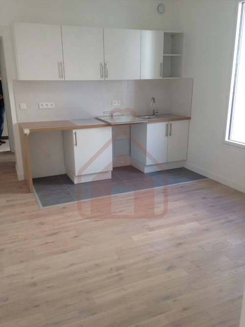 Image d'un appartement 2 pièces 33 m² à 980€ à le kremlin-bicêtre (94270)