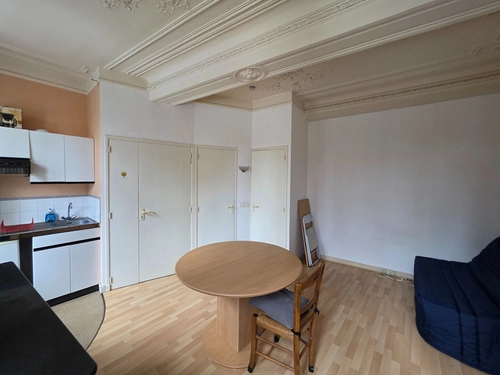 Image d'un appartement 1 pièce 18 m² à 335€ à mazamet (81200)