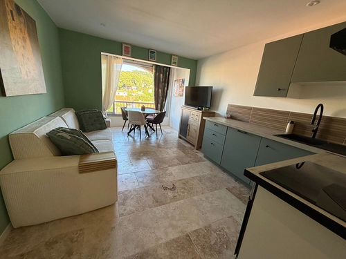 Image d'un appartement 2 pièces 53 m² à 252600€ à saint-mandrier-sur-mer (83430)