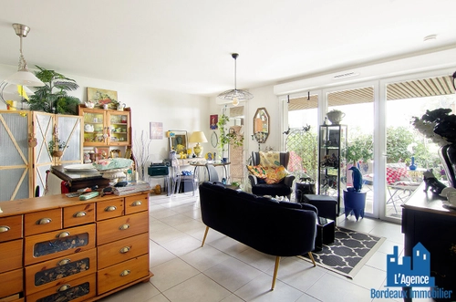 Image d'un appartement 2 pièces 46 m² à 120000€ à bordeaux (33200)
