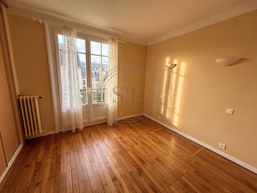 Image d'un appartement 2 pièces 44 m² à 1207.16€ à versailles (78000)