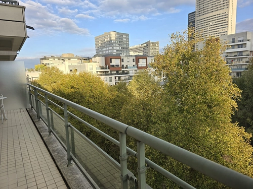 Image d'un appartement 1 pièce 29 m² à 1100€ à courbevoie (92400)