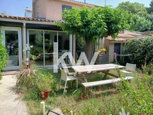 Image d'un maison 4 pièces 110 m² à 460000€ à aubagne (13400)