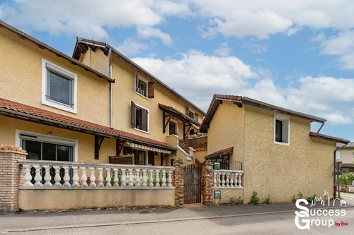 Image d'un maison 17 pièces 367 m² à 590000€ à villars-les-dombes (01330)