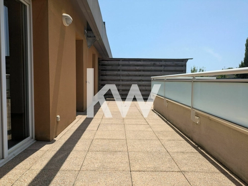 Image d'un appartement 3 pièces 68 m² à 210000€ à artigues-près-bordeaux (33370)