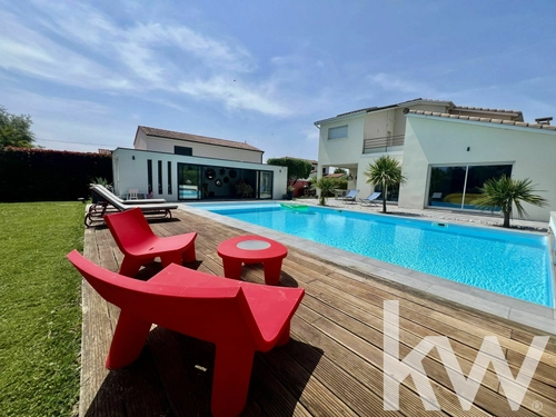 Image d'un maison 7 pièces 200 m² à 699000€ à saint-jory (31790)