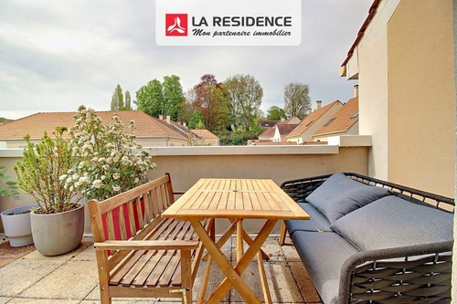 Image d'un appartement 5 pièces 102 m² à 2046€ à chambourcy (78240)