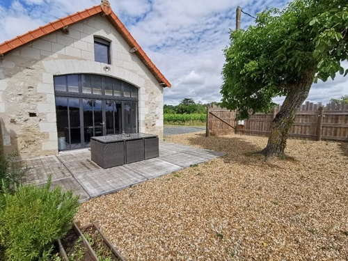 Image d'un maison meublée 3 pièces 73 m² à 890€ à blaison-gohier (49320)