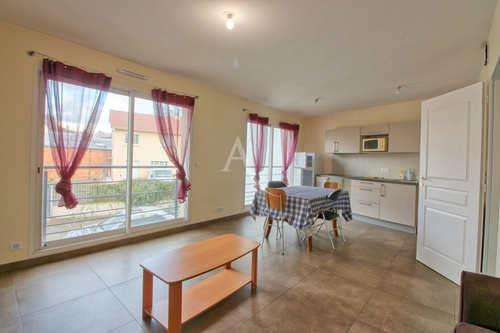 Image d'un appartement 2 pièces 57 m² à 1200€ à antony (92160)