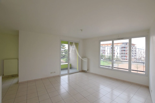 Image d'un appartement 2 pièces 46 m² à 940€ à cergy (95800)