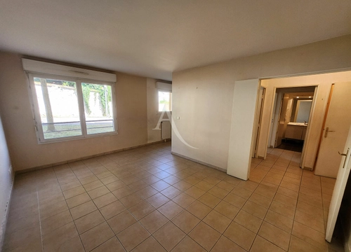 Image d'un appartement 2 pièces 44 m² à 160000€ à dourdan (91410)