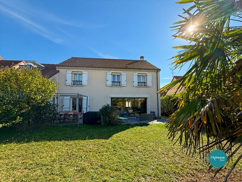 Image d'un maison 8 pièces 162 m² à 485000€ à le plessis-pâté (91220)