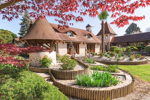 Image d'un maison 9 pièces 340 m² à 3952000€ à le mans (72000)