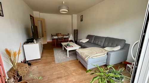 Image d'un appartement 3 pièces 74 m² à 139100€ à saintes (17100)