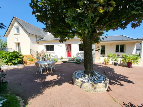 Image d'un maison 8 pièces 190 m² à 334000€ à nozay (10700)