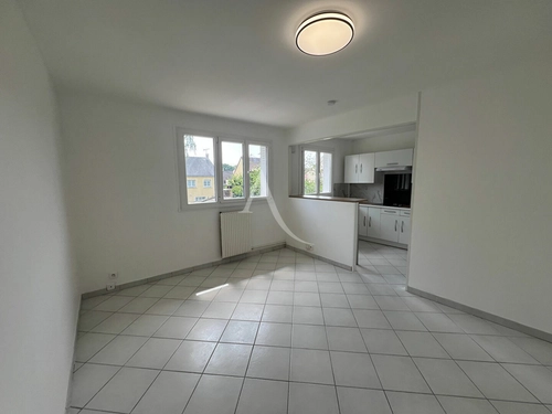 Image d'un appartement 1 pièce 26 m² à 650€ à ozoir-la-ferrière (77330)