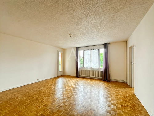 Image d'un appartement 4 pièces 83 m² à 1085€ à aubergenville (78410)