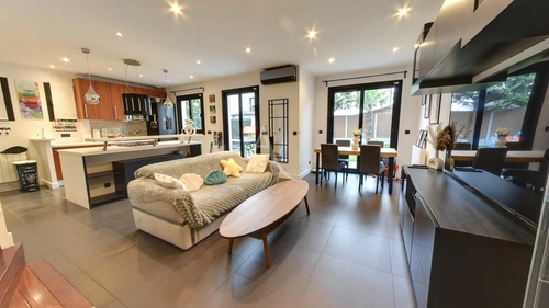 Image d'un maison 5 pièces 102 m² à 610000€ à bry-sur-marne (94360)