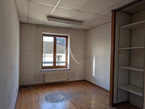 Image d'un appartement 2 pièces 39 m² à 65000€ à bourg-en-bresse (01000)