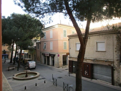 Image d'un appartement 4 pièces 71 m² à 85000€ à alès (30100)