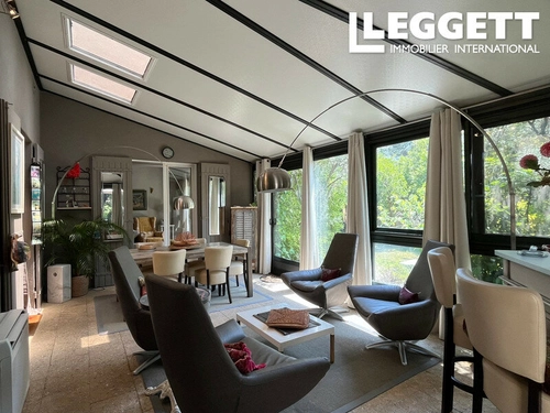 Image d'un maison 6 pièces 170 m² à 575000€ à châteauneuf-de-gadagne (84470)