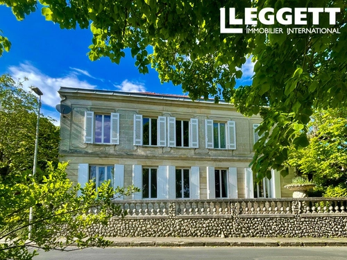 Image d'un maison 8 pièces 300 m² à 475000€ à cercoux (17270)