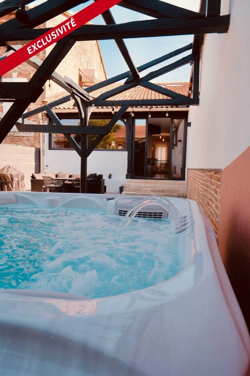 Image d'un maison 3 pièces 230 m² à 499000€ à beaumont-de-lomagne (82500)