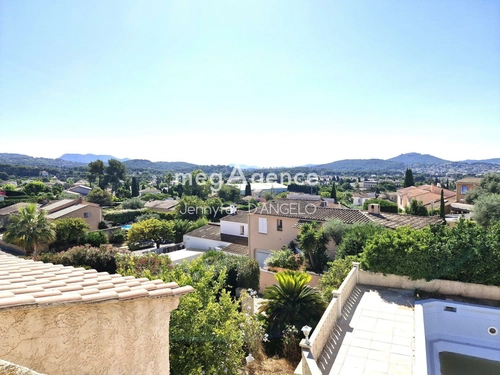 Image d'un maison 6 pièces 249 m² à 783000€ à sanary-sur-mer (83110)