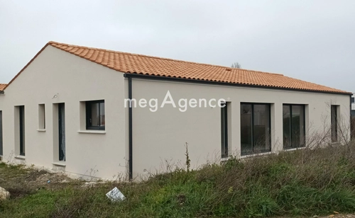 Image d'un maison 5 pièces 150 m² à 480000€ à médis (17600)