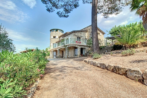 Image d'un maison 6 pièces 231 m² à 638000€ à trans-en-provence (83720)