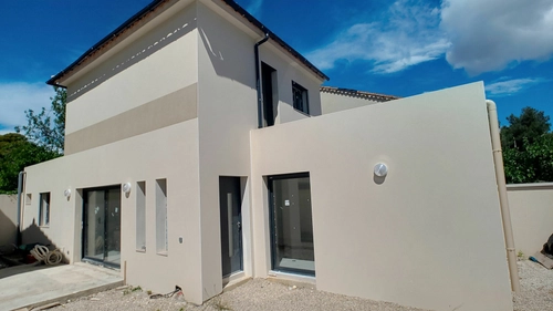 Image d'un maison 4 pièces 98 m² à 360000€ à carpentras (84200)