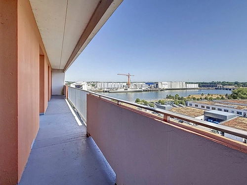 Image d'un appartement 5 pièces 104 m² à 232000€ à lorient (56100)