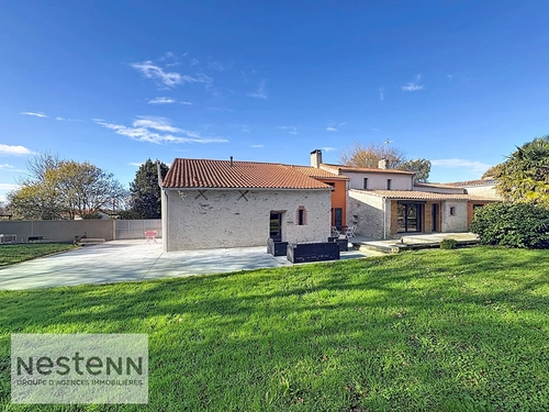 Image d'un maison 9 pièces 262 m² à 499900€ à la garnache (85710)