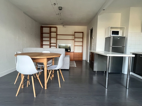 Image d'un appartement meublé 2 pièces 48 m² à 780€ à auray (56400)