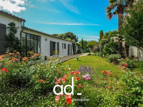 Image d'un maison 12 pièces 320 m² à 2964000€ à la flotte (17630)