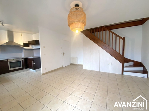 Image d'un appartement 3 pièces 61 m² à 1010€ à coutevroult (77580)