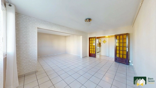 Image d'un appartement 4 pièces 93 m² à 165000€ à lucé (28110)