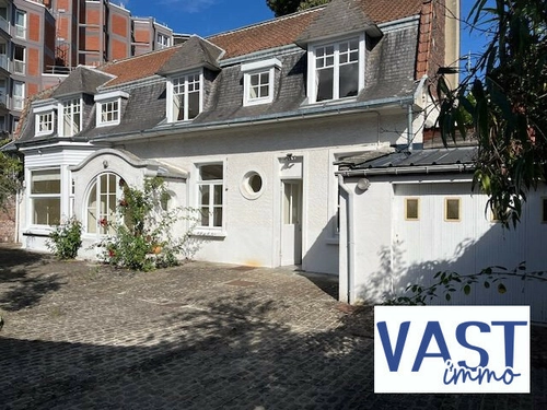 Image d'un maison 4 pièces 121 m² à 1790€ à lille (59000)