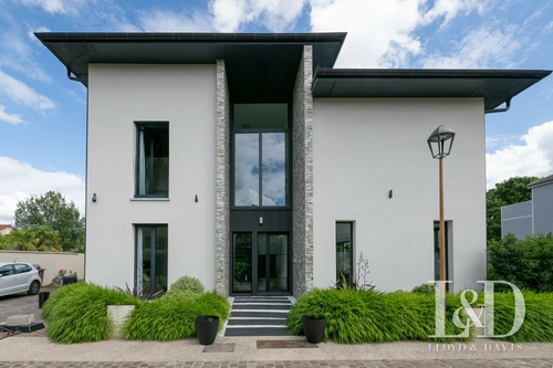 Image d'un maison 9 pièces 320 m² à 2200000€ à croissy-sur-seine (78290)