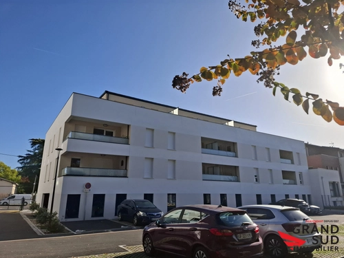 Image d'un appartement 1 pièce 34 m² à 700€ à villenave-d'ornon (33140)