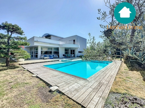 Image d'un maison 7 pièces 300 m² à 1780000€ à la wantzenau (67610)