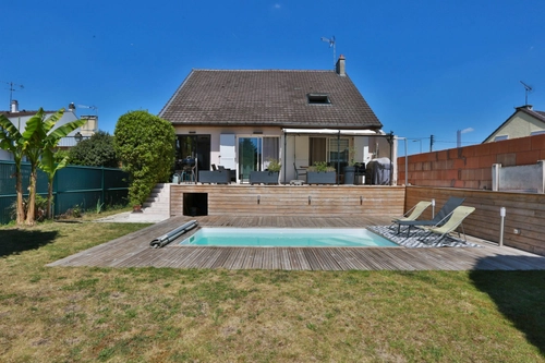 Image d'un maison 7 pièces 207 m² à 615000€ à champs-sur-marne (77420)