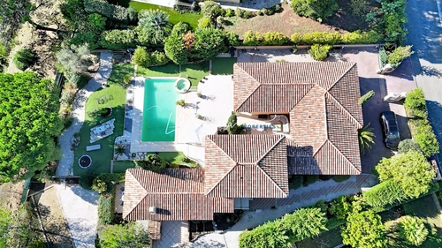 Image d'un maison 7 pièces 205 m² à 949000€ à saint-raphaël (24160)