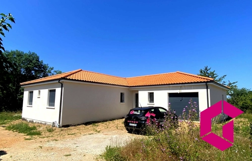 Image d'un maison 5 pièces 115 m² à 265000€ à sermentizon (63120)