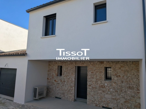 Image d'un maison meublée 4 pièces 106 m² à 1370€ à nîmes (30000)